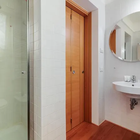 Guesthost - Scrovegni Design *